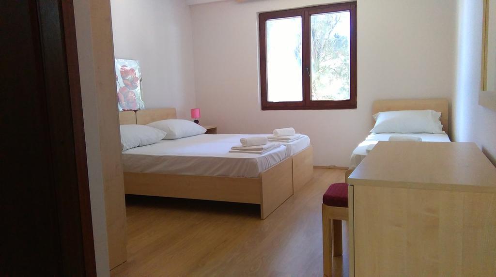 Resort Village T.N. Milna 维斯 外观 照片